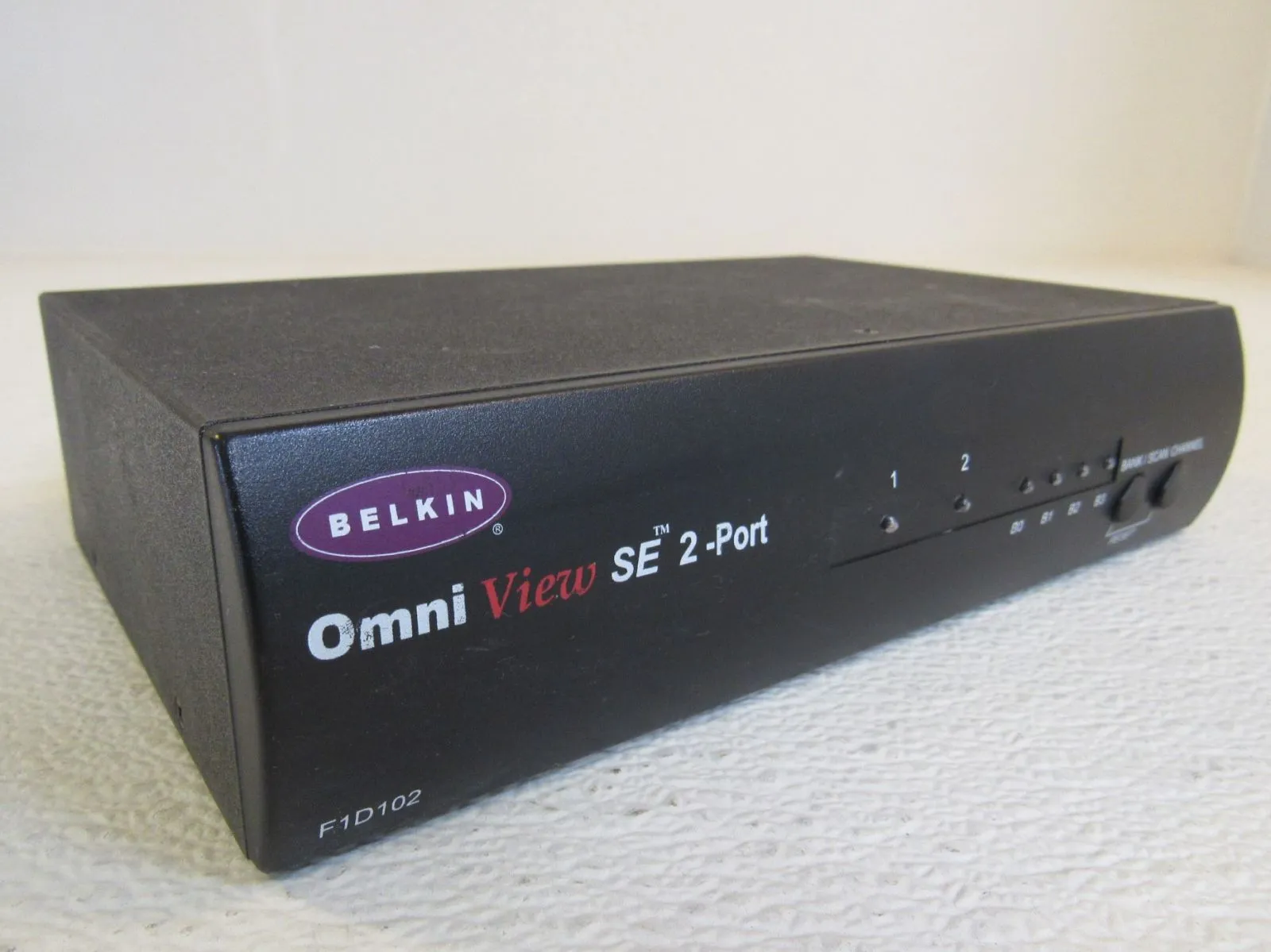 Belkin Omni View KVM SE 2-Port Switch Control F1D102 Vintage -- Used