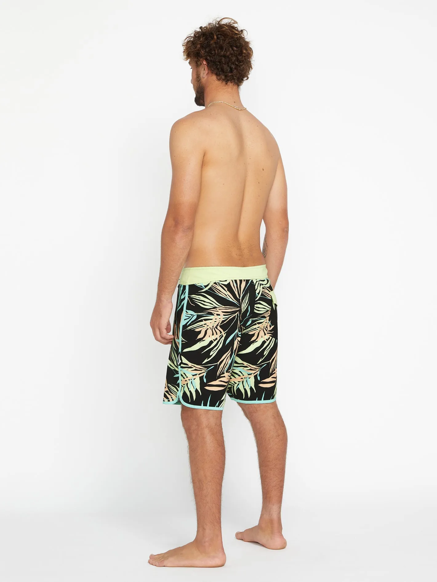 Bleeding Leaf Mod 18" Boardshort - BLACK