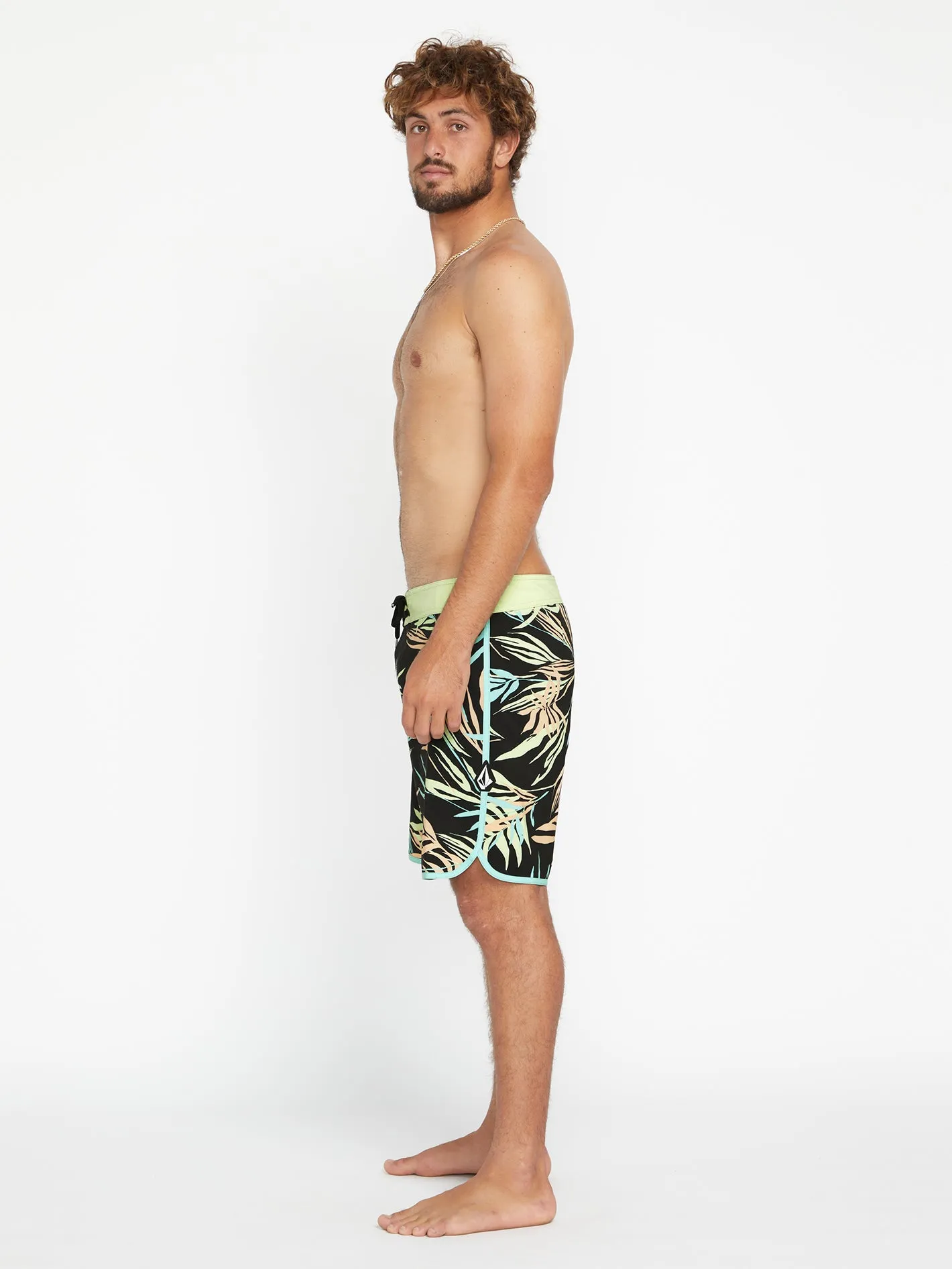 Bleeding Leaf Mod 18" Boardshort - BLACK