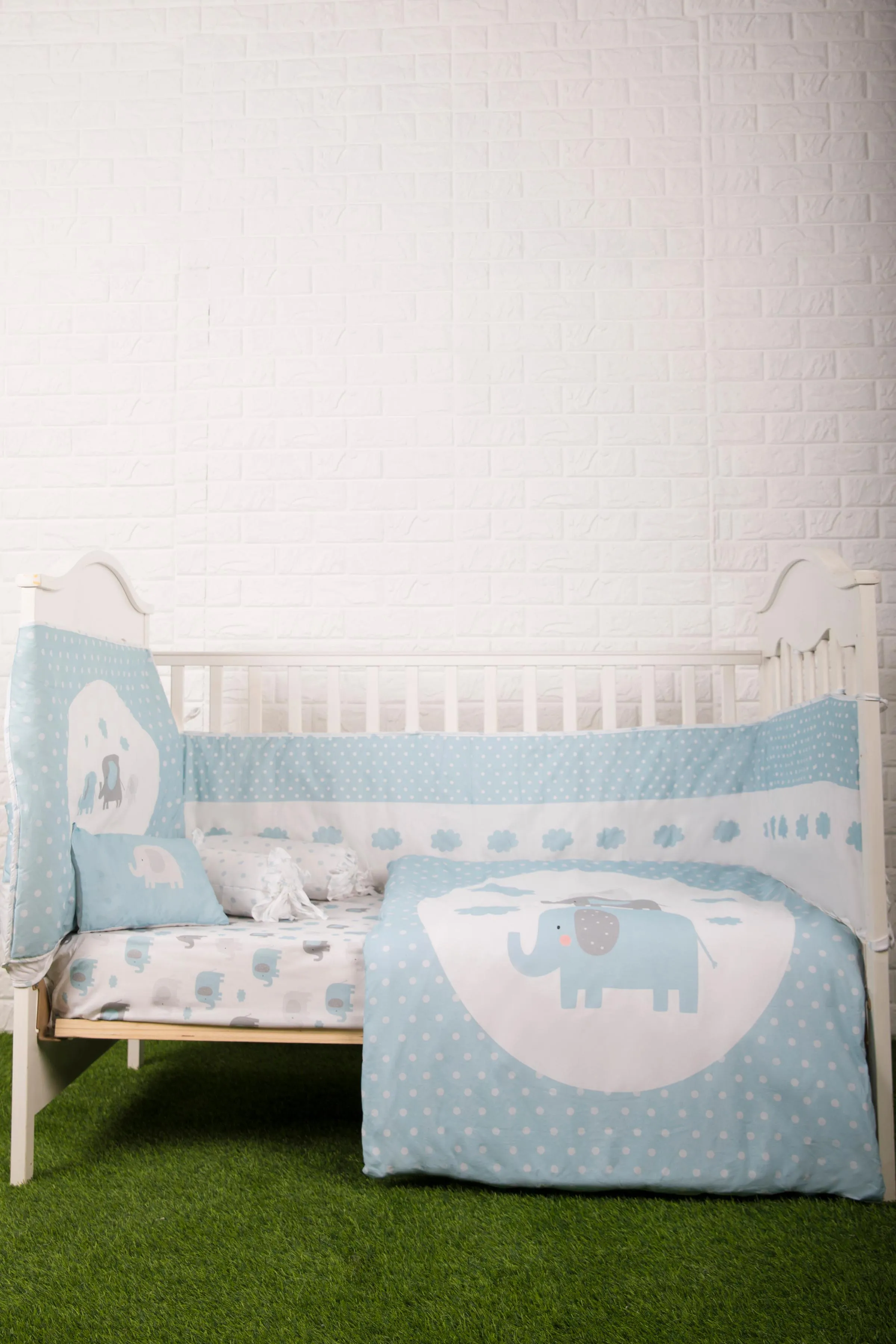 Elephant - Baby Cot