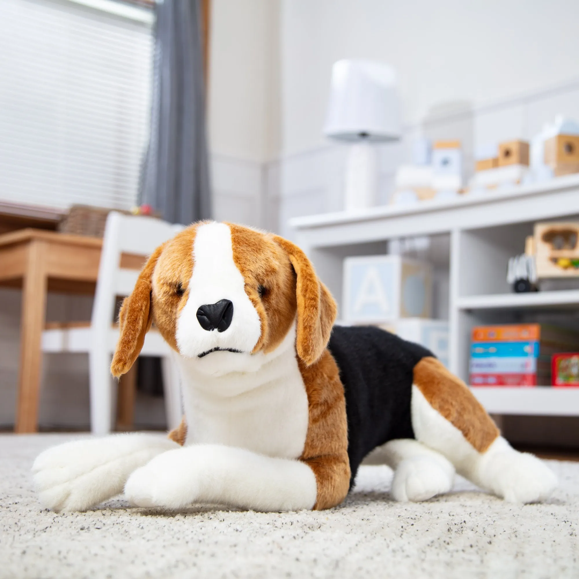 Lifelike Plush Beagle