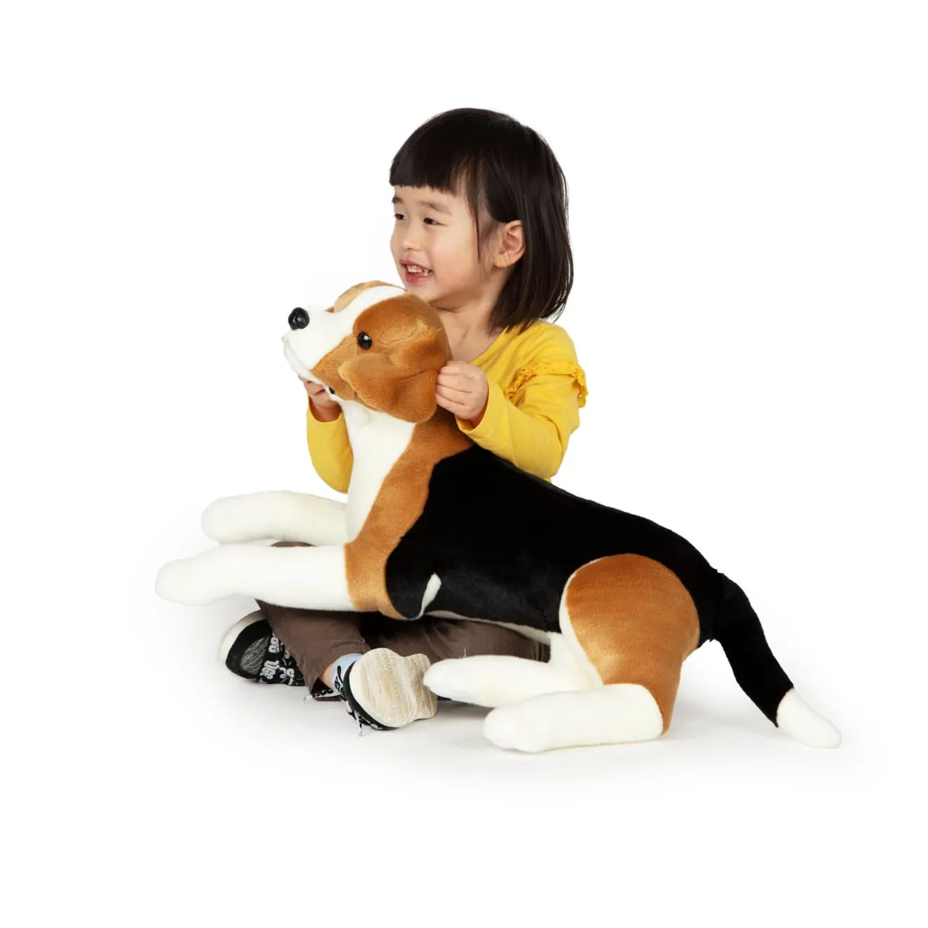 Lifelike Plush Beagle